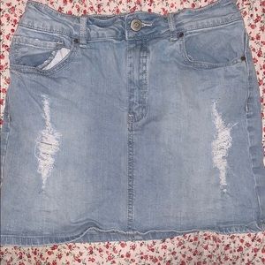 Light wash jean skirt